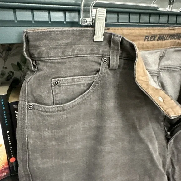 NWT Duluth Trading Men's Ballroom Flex Relaxed Fit Jeans 42x28 New w/ Tags Gray - Picture 4 of 13